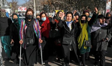 Afghanistan: Larangan wanita bekerja, kumpulan bantuan kemanusiaan gantung operasi