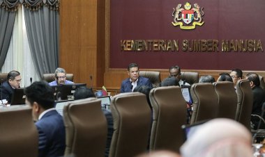 Mesyuarat Khas Jawatankuasa Bersama Antara Menteri Dalam Negeri dan Menteri Sumber Manusia Mengenai Pengurusan Pekerja Asing Bil 1/2023