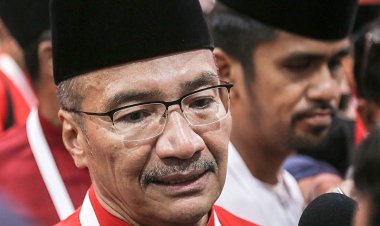 Digelar pengkhianat, Hishammuddin tanya di mana pengkhianatan jika akur titah Agong wujudkan Kerajaan Perpaduan