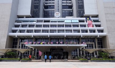 Kementerian Pertahanan batalkan lima perolehan terdahulu, laksana tender terbuka