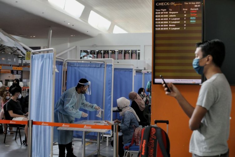 Sekat segera kemasukan pelancong China