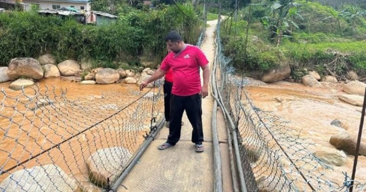 Jambatan uzur di Pos Brooke akan dibaik pulih segera - Zahid Hamidi