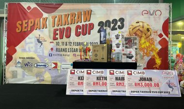 Pasukan Awan Merah bertemu Kerinchi Club bagi merebut Piala Sepak Takraw Evo