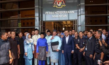 Kerajaan komited kurangkan hutang negara