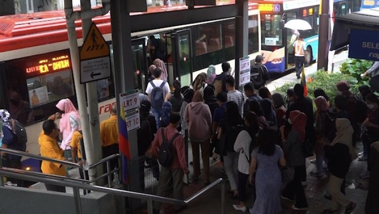 LRT tergendala: Pengguna harap masalah diselesaikan segera