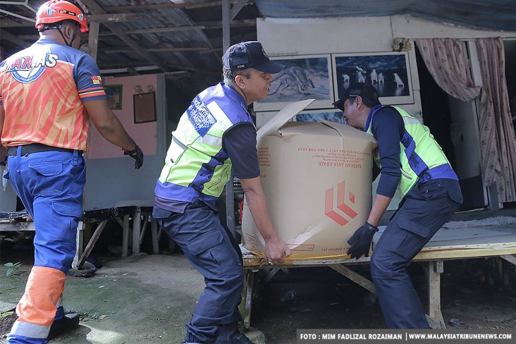 'Kampung PATI' di Cyberjaya dirobohkan
