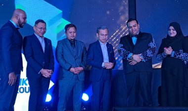 Tiada halangan berkarya di media sosial, tapi jangan sentuh isu 3R - tegas Fahmi Fadzil