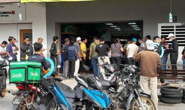 Bengkel motosikal tawar tayar harga Rahmah RM5 seunit