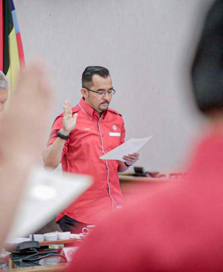 Asyraf Wajdi dilantik Setiausaha Agung UMNO, Azalina sebagai Ketua Penerangan